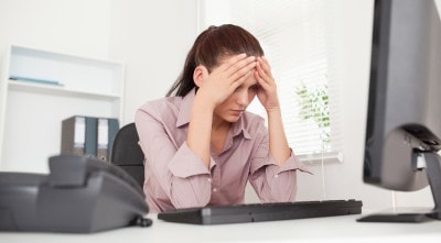 פגיעה בפרטיות עובד ציבור: כיצד ייענש גבר שהאשים עובדת סוציאלית בחטיפת ילדים?